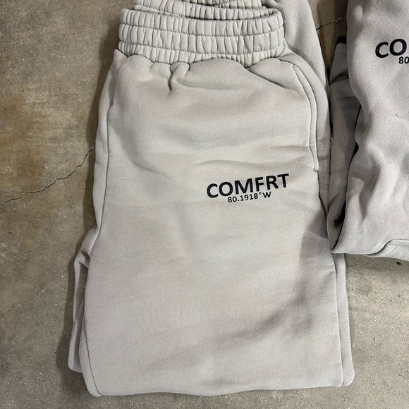 Comfrt Coordinate Stone Sweat Set - Picture 3 of 10